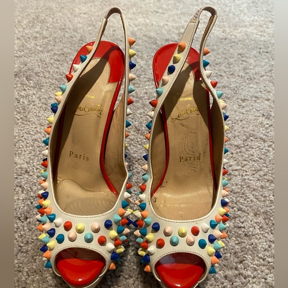 Women Slingback Christian Louboutin Heels. - Picture 5 of 5